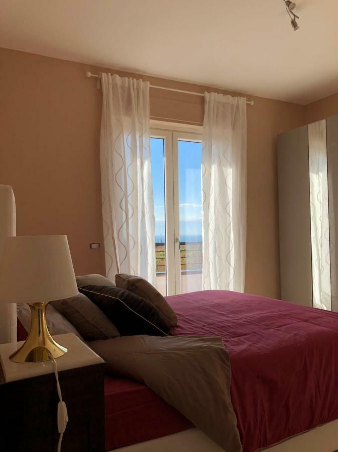 B&B Panoramica 33 Salerno Luaran gambar